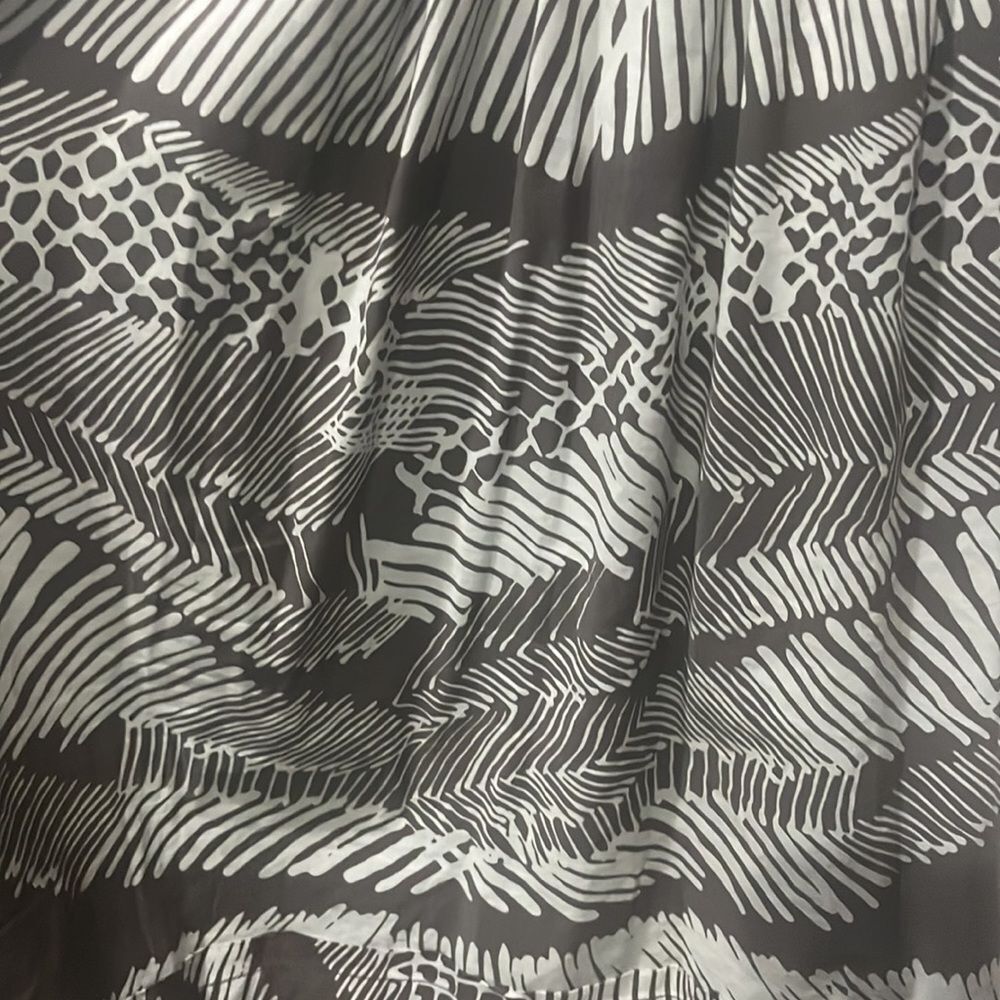 BCBGMaxAzaria Brown and White Safari Printed Dress, Size 2 - Picture 3 of 4